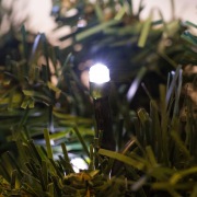 Еловый шлейф искуственный  2,7 м  белые светодиоды, с эффектом мерцания | Фото 5