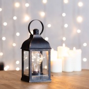 Декоративный фонарь с лампочкой, бронзовый корпус, размер 10.5х10.5х22,5 см, цвет ТЕПЛЫЙ БЕЛЫЙ | Фото 1
