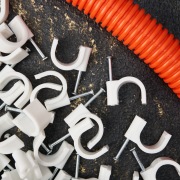 Крепеж кабеля круглый 16мм, белый (50 шт/уп) REXANT | Фото 3