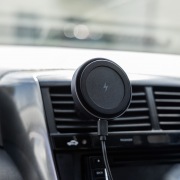 Держатель автомобильный с беспроводной зарядкой MagSafe Strong 15Вт REXANT  | Фото 14
