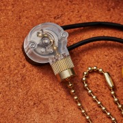 Выключатель для настенного светильника c проводом и деревянным наконечником, Gold, (1шт.)  REXANT | Фото 5