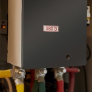 Наклейка знак электробезопасности " 380 В"10*30 мм Rexant | Фото 1