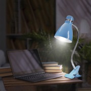 Светильник настольный Моби REXANT  на металлической стойке с зажимом-прищепкой, с цоколем Е27, 60 Вт, цвет летнее небо  | Фото 1