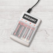 Зарядное устройство PC-05 для аккумуляторов типа АА/ААА REXANT  | Фото 1